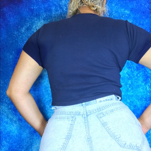 Foxy Cropped Top - Picture 4 of 4